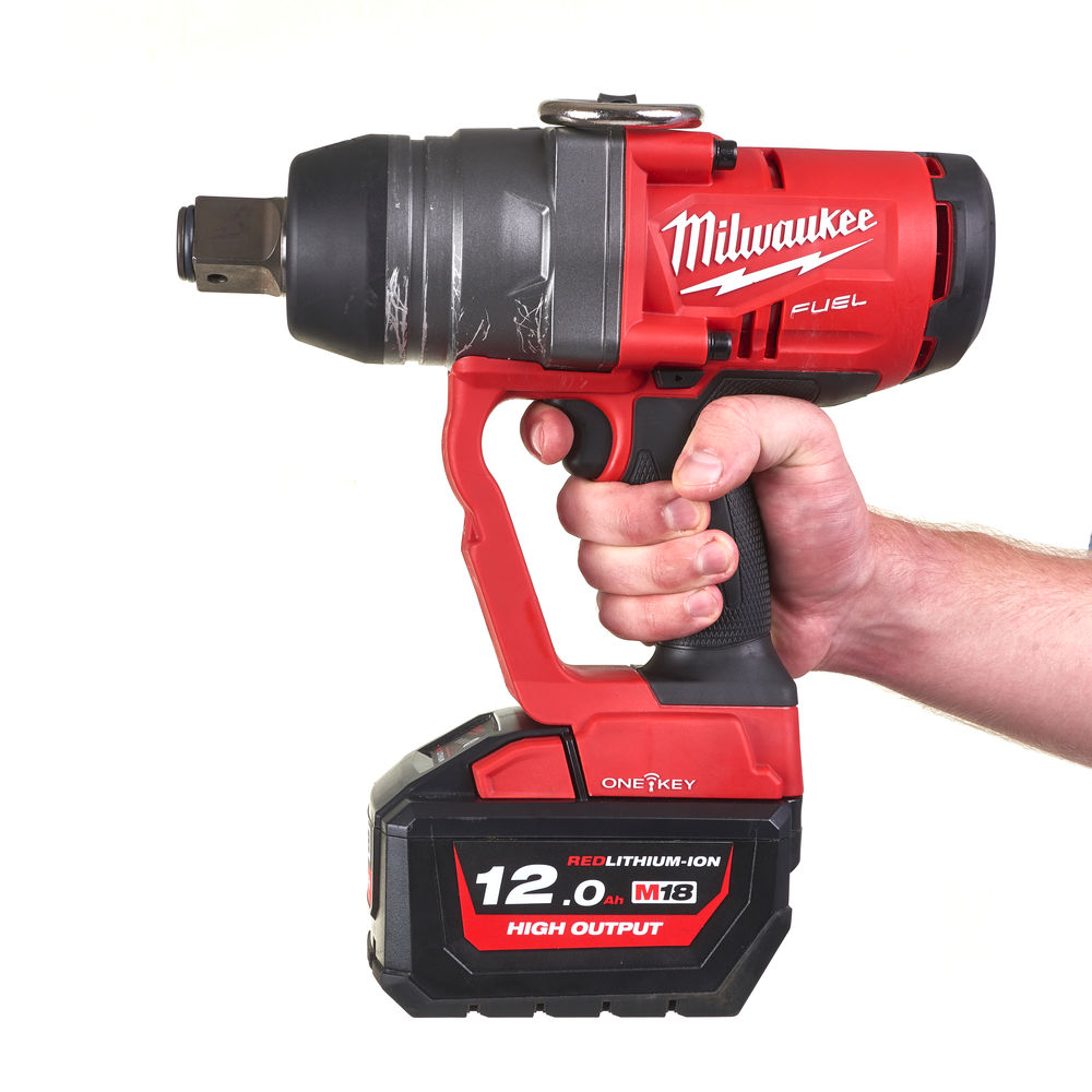 Rázový utahovák Milwaukee M18 FUEL ONEKEY 1" s aku baterií