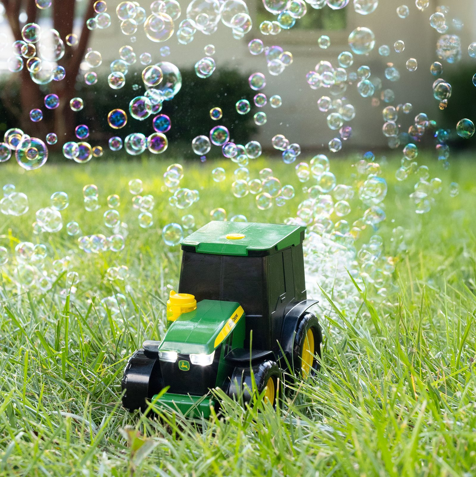 HRACKA-JOHN-DEERE-TRAKTOR-BUBBLE-N-GO_C.jpg