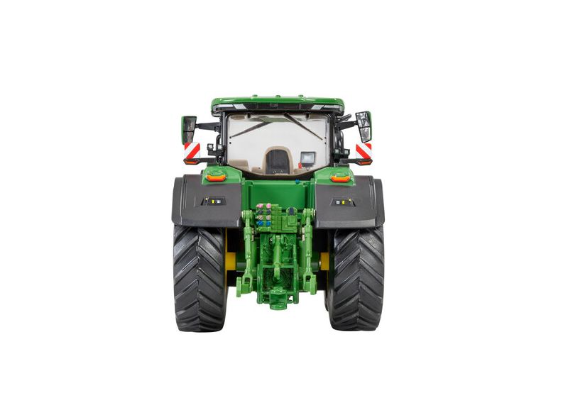 Model John Deere 8R 410 1:32 - pohled zezadu