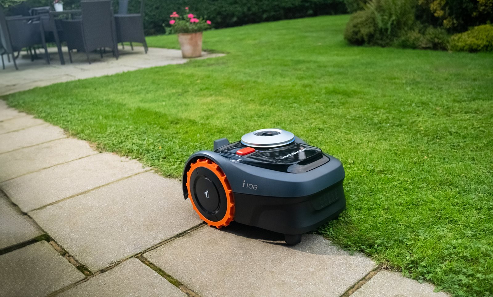 Robotická sekačka Segway Navimow i108E