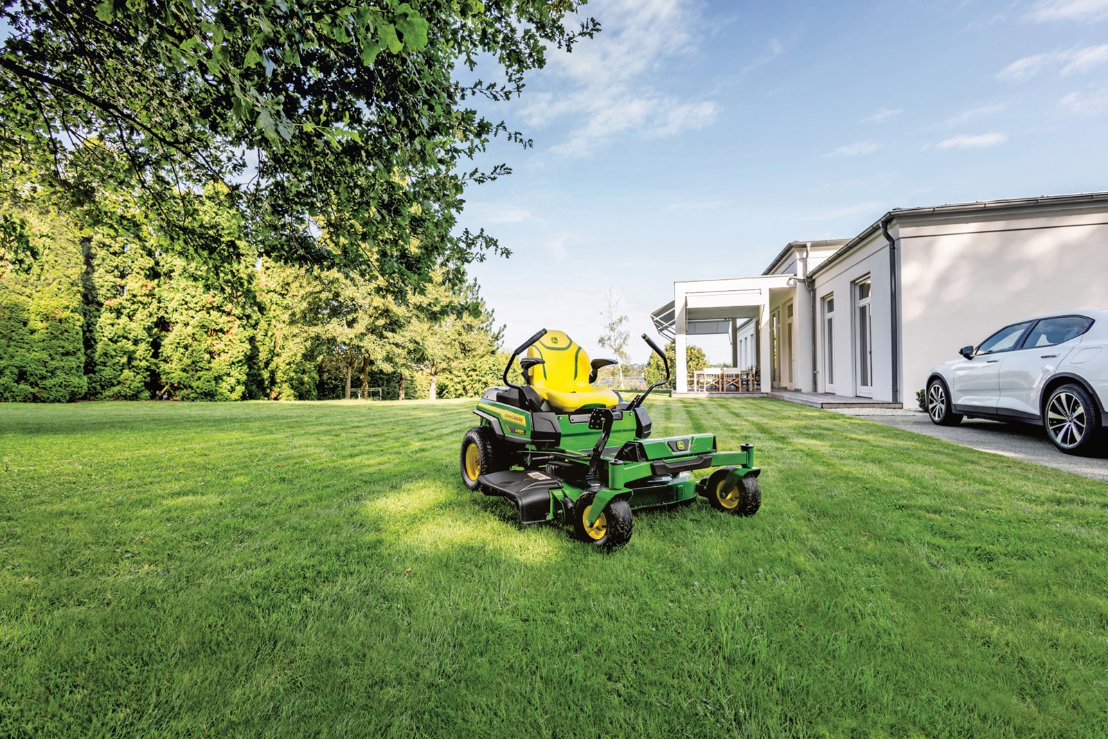 Elektrický žací stroj John Deere Z370R ZTRAK, nulový poloměr otáčení