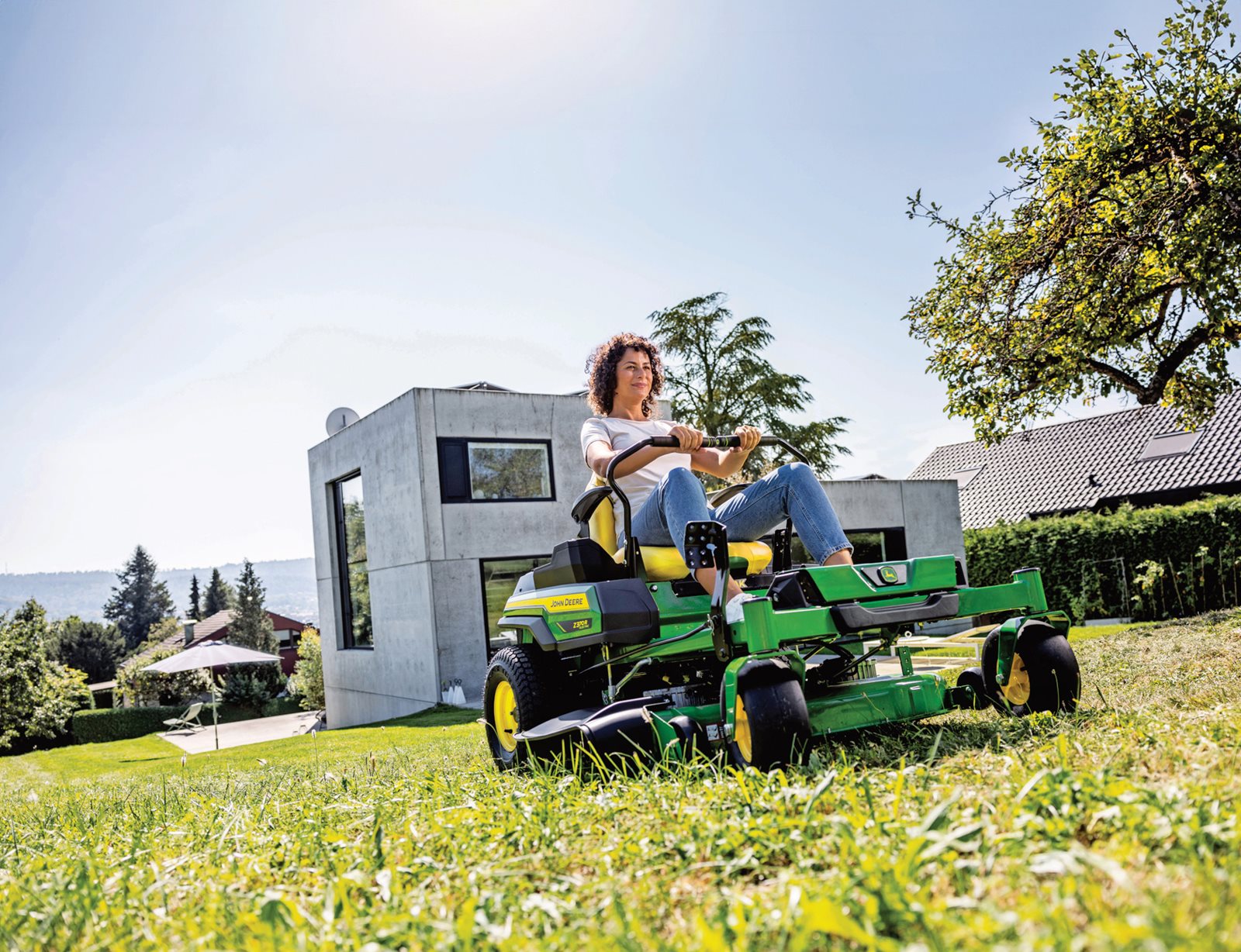JohnDeere_ZTRAK_Z370R-Electric_10.jpg